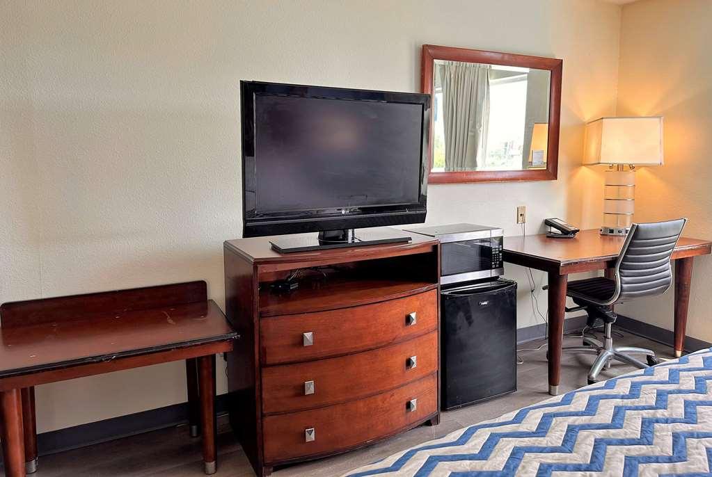 Travelodge By Wyndham Fort Wayne North Habitación foto